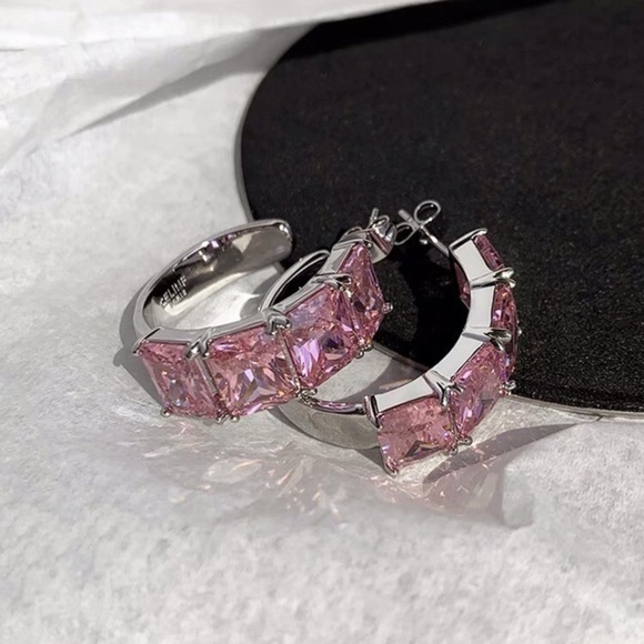 - high quality 18K real gold GP stimulated Diamond C-Hoop Earrings - Picture 3 of 6